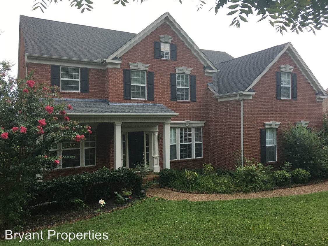 Primary Photo - 203 Riverbend Ln
