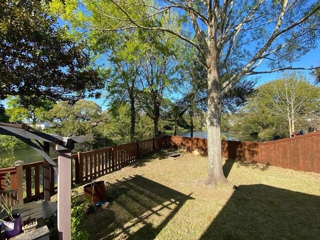 Building Photo - 1245 Lakefront Dr