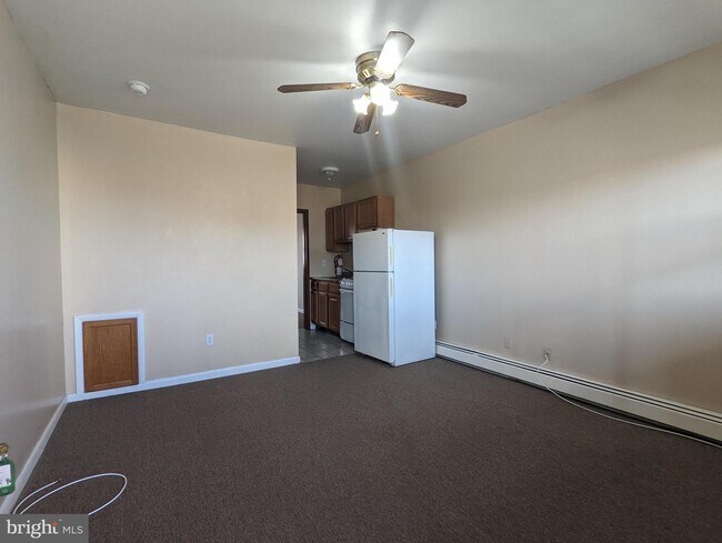 Foto del edificio - 9211 Monmouth Ave