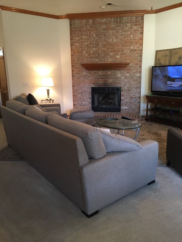 1329 NW 138th St, Edmond, OK 73013 House Rental in Edmond, OK