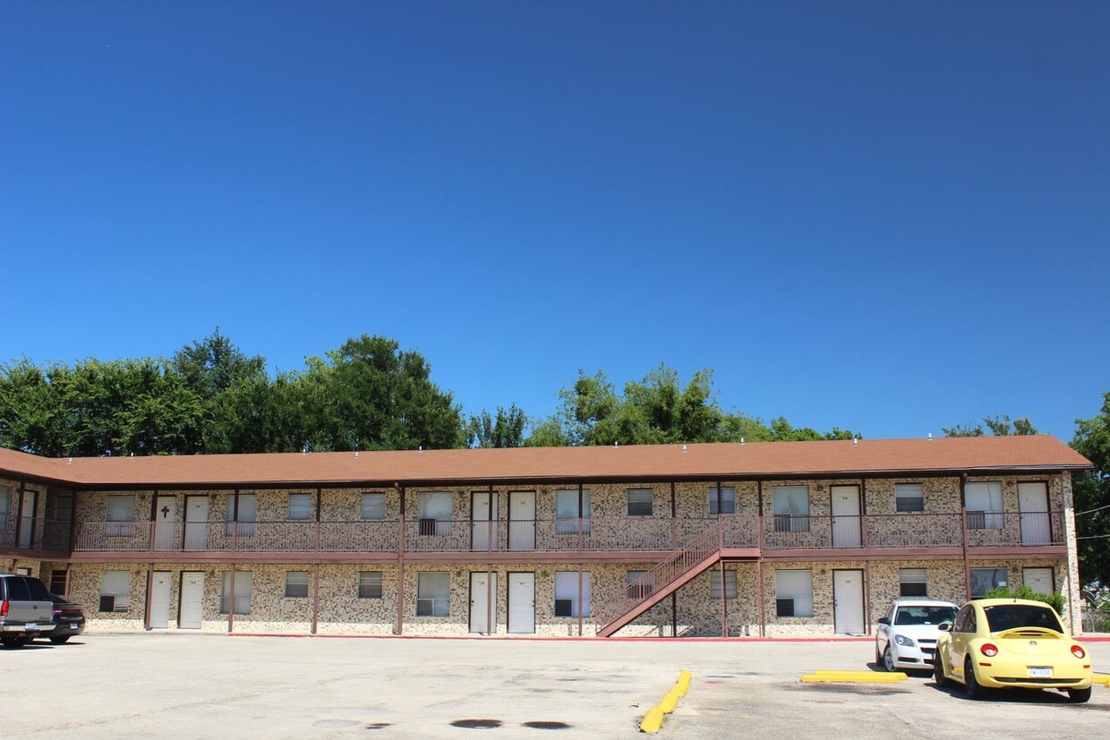 Foto principal - 3109 Atkinson Ave