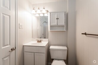 Bathroom - New Orleans Park Apartments