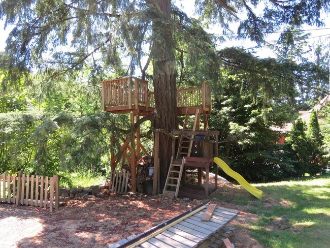 Building Photo - 3 br, 2 bath House - 1304 SW 58th Ave.