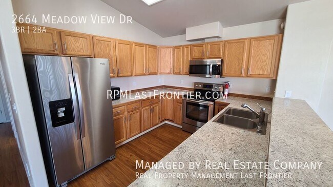 Building Photo - Pet Friendly Abbott Loop Three Bed Two Bat...