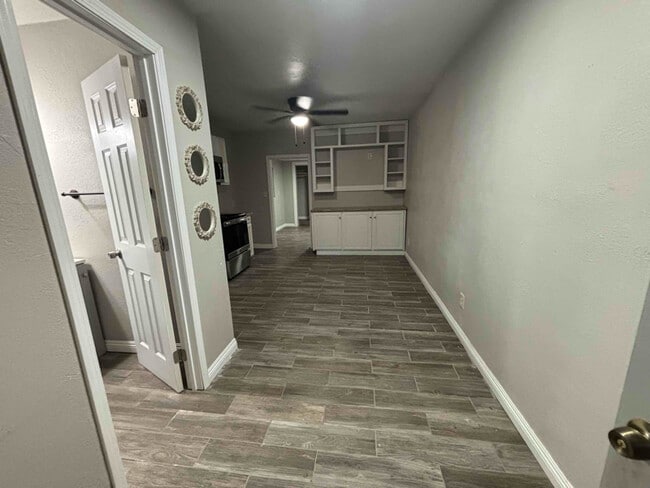 Foto del edificio - 3406 Culver St