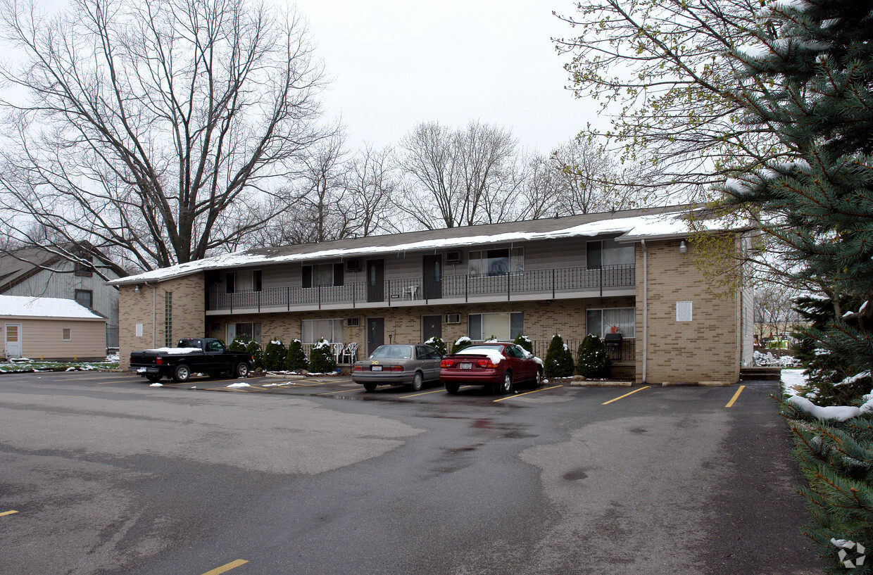 Building Photo - Liberty Commons Apartments
