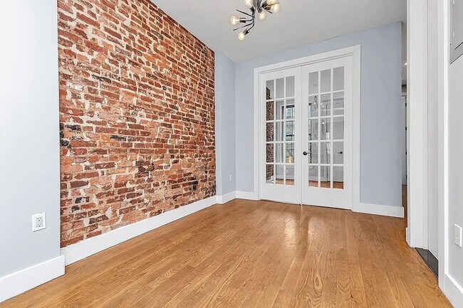 Foto del edificio - 540 Bainbridge St.