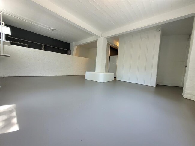 Foto del edificio - 1403 Windsor Rd