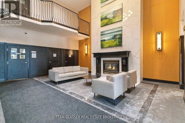 Building Photo - 340 Colborne St