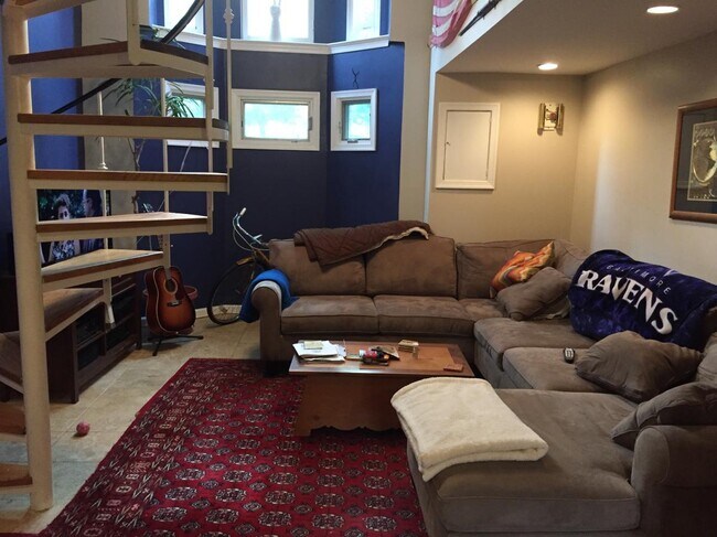 living room - 1532 8th St NW