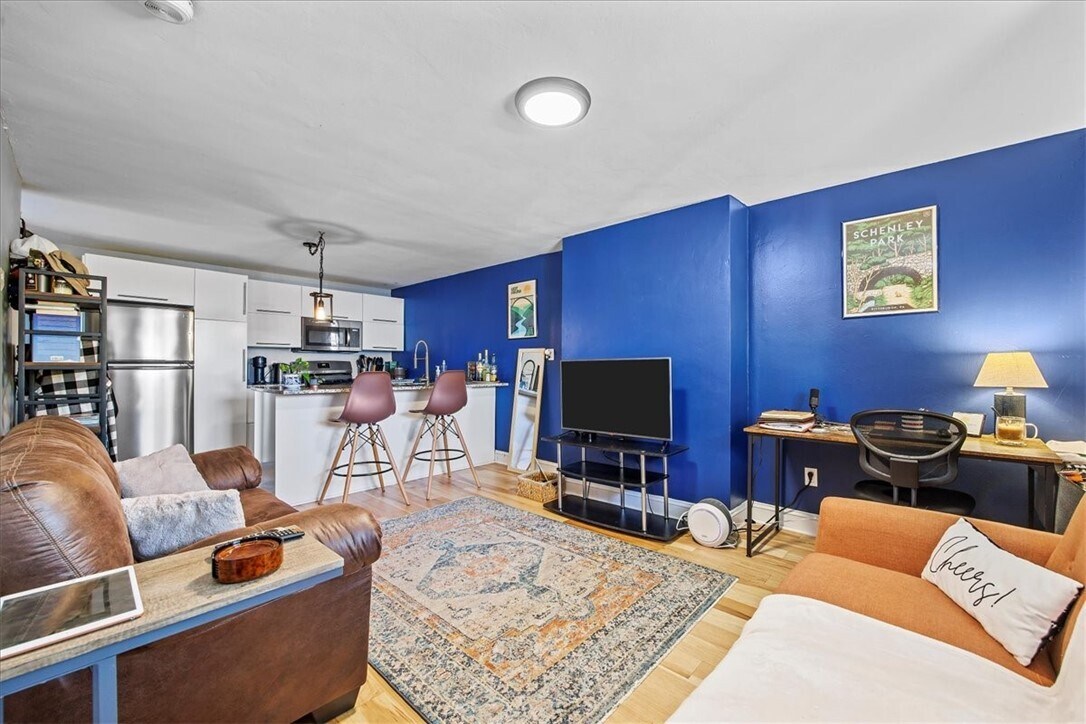 4562 Rosina Way Unit Floor 1, Pittsburgh, PA 15224 Apartments in