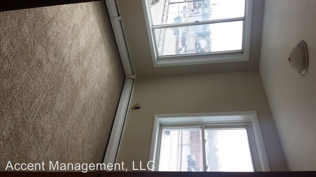 Foto del edificio - 5708 Monona Dr