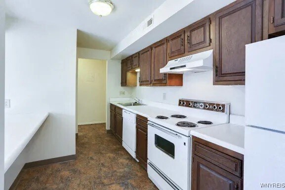 Foto del edificio - 4401 Chestnut Ridge Rd