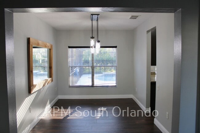 Foto del edificio - Kissimmee Pool home 4 bed 2.5 bath