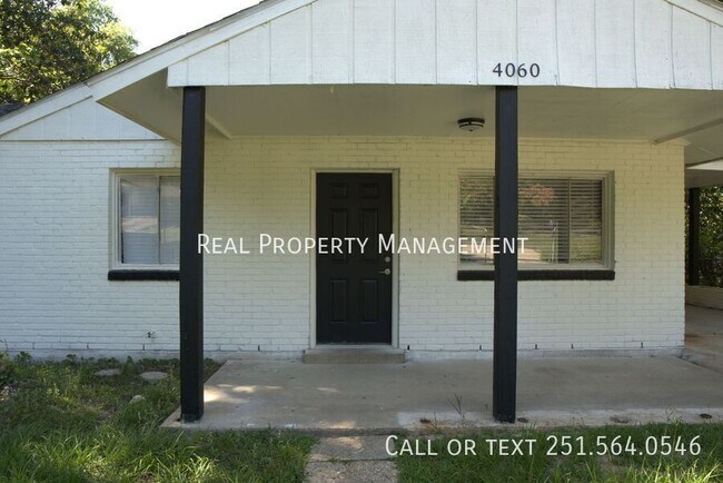 Building Photo - 4060 Cresthaven Rd