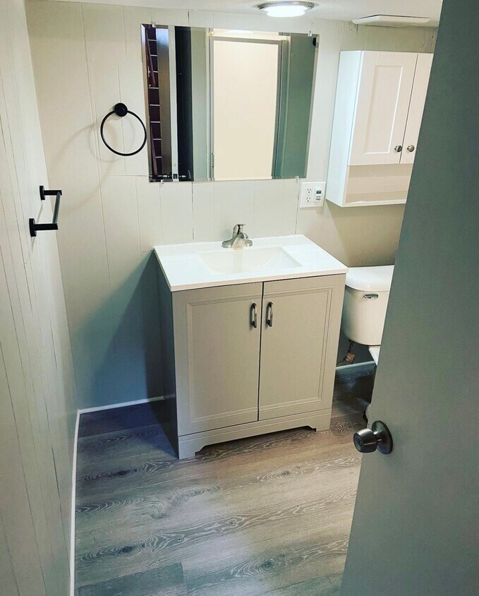 Bathroom #1 - 12950 Beaverland St