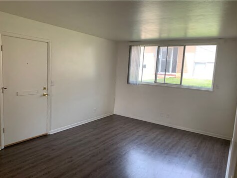 Building Photo - 1040 Twixt Town Rd NE