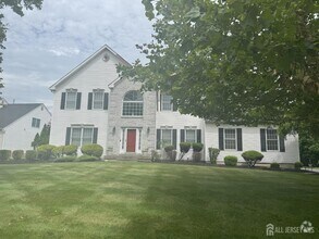 Building Photo - 7 Joda Ct