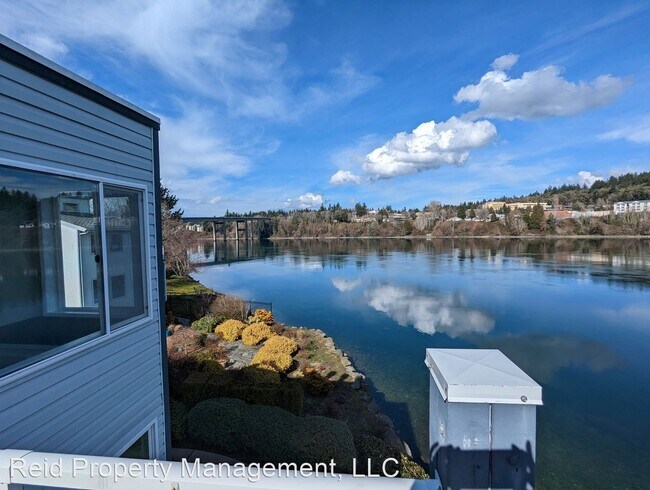 Building Photo - 2 br, 2 bath House - 1610 Park Avenue Unit...