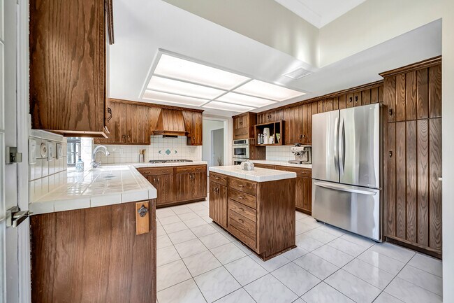Foto del edificio - 30428 Penrod Dr