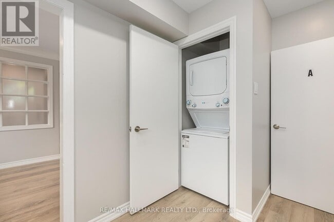 Building Photo - 201 High St