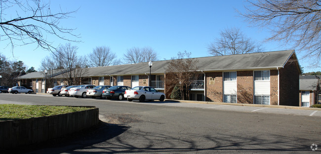 Parking Area - Trinity Properties - Campus Walk