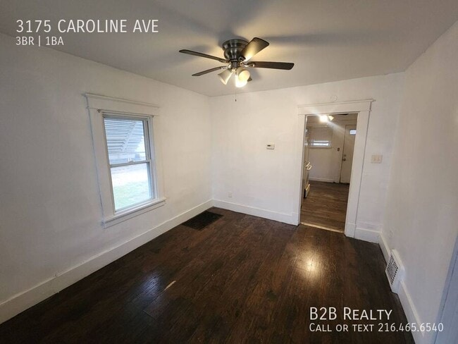 Foto del edificio - 3175 Caroline Ave