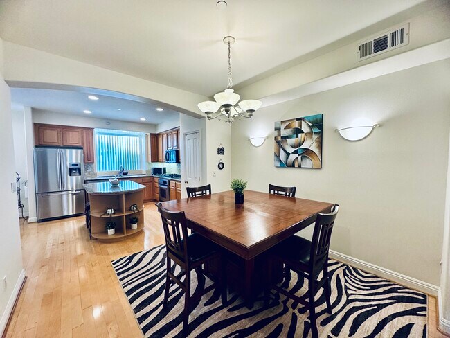 Foto del edificio - 4106 W Kling St
