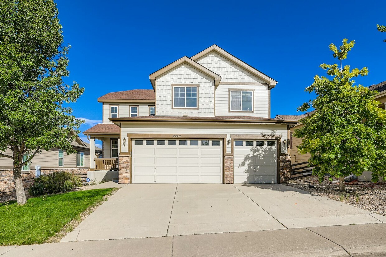 Foto principal - 22411 E Chenango Dr