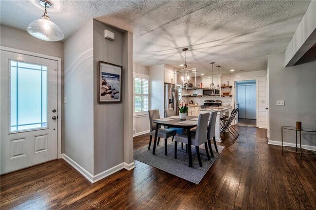 Foto del edificio - 679 Pine Valley Rd SW