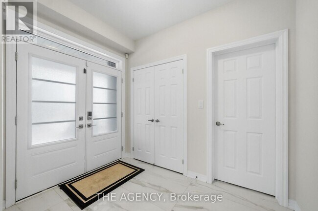 Photo du bâtiment - 134 Flood Ave