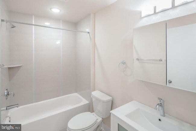 Foto del edificio - 1430 South St