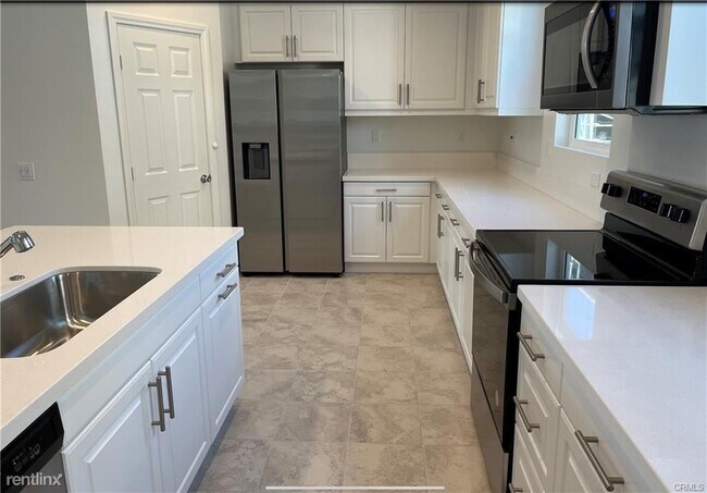 Foto del edificio - 4 br, 3.5 bath House - 271 N Garfield St