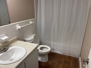 Building Photo - 1943 Dawsey St