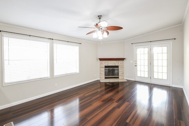 Building Photo - 21019 Sweet Blossom Ln