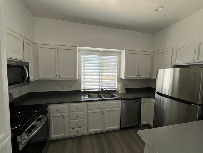 Kitchen - 1837 18th St