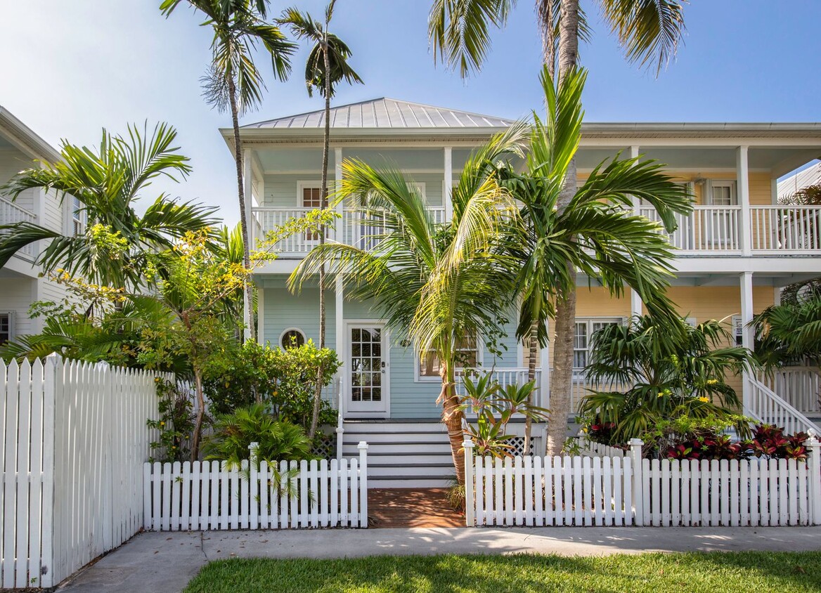 Foto principal - Furnished 3 Bedroom 3 Bathroom in Key West...