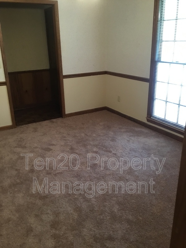 Foto del edificio - 4822 Sequoia Dr