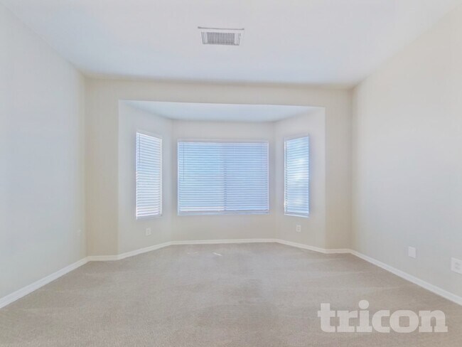 Foto del edificio - 25574 W St Charles Ct