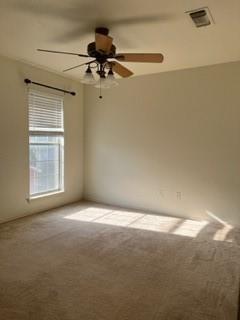 Building Photo - 404 N Powell Pkwy