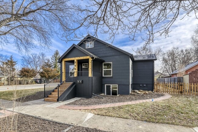 Photo - 946 Pratt St Apartment