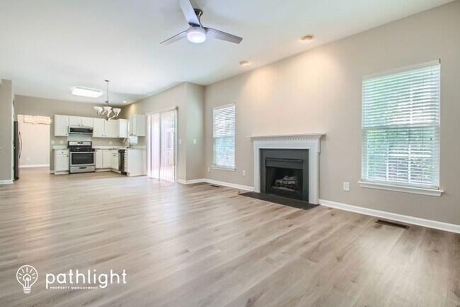 Building Photo - 1221 Brentwood Highlands Dr