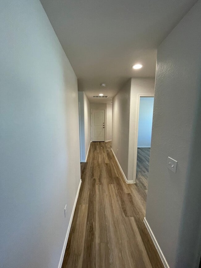 Building Photo - Four Bedroom | Two Bath Home in Houston