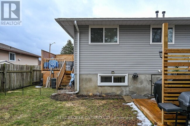 Building Photo - 840 Macodrum Dr