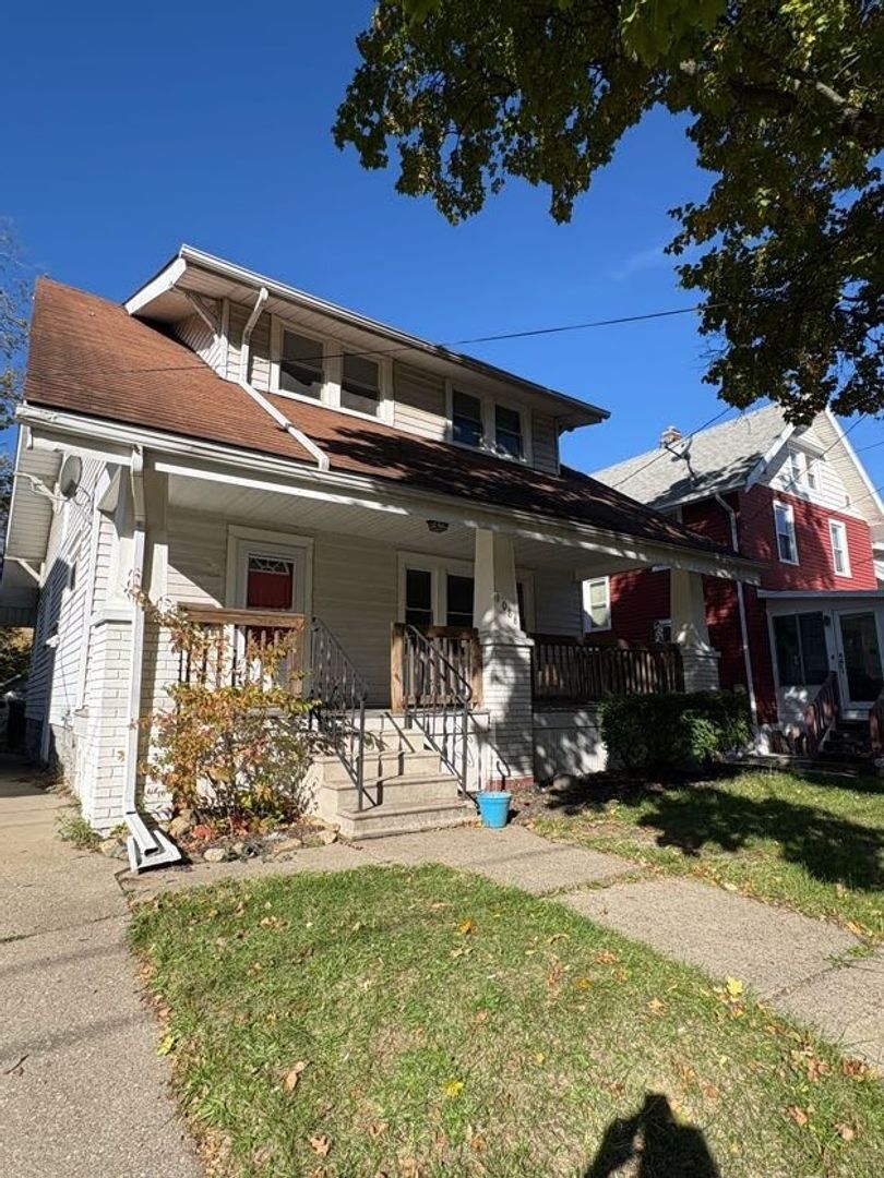 1086 Herberich Ave Akron OH, OH 44305 – photo 1