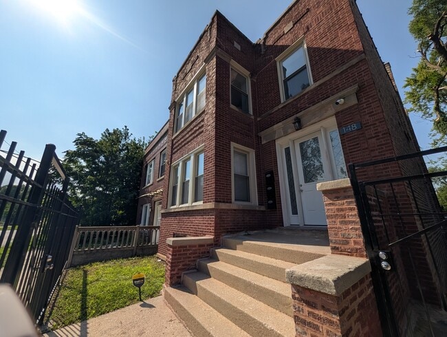 Building Photo - 148 W 117th St