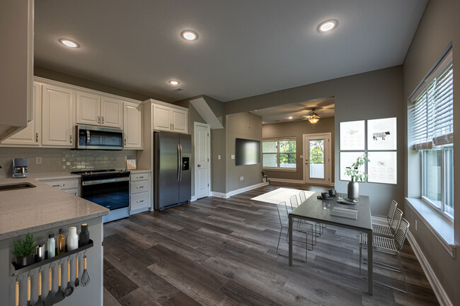 Kitchen/dining - 1207 William Pl