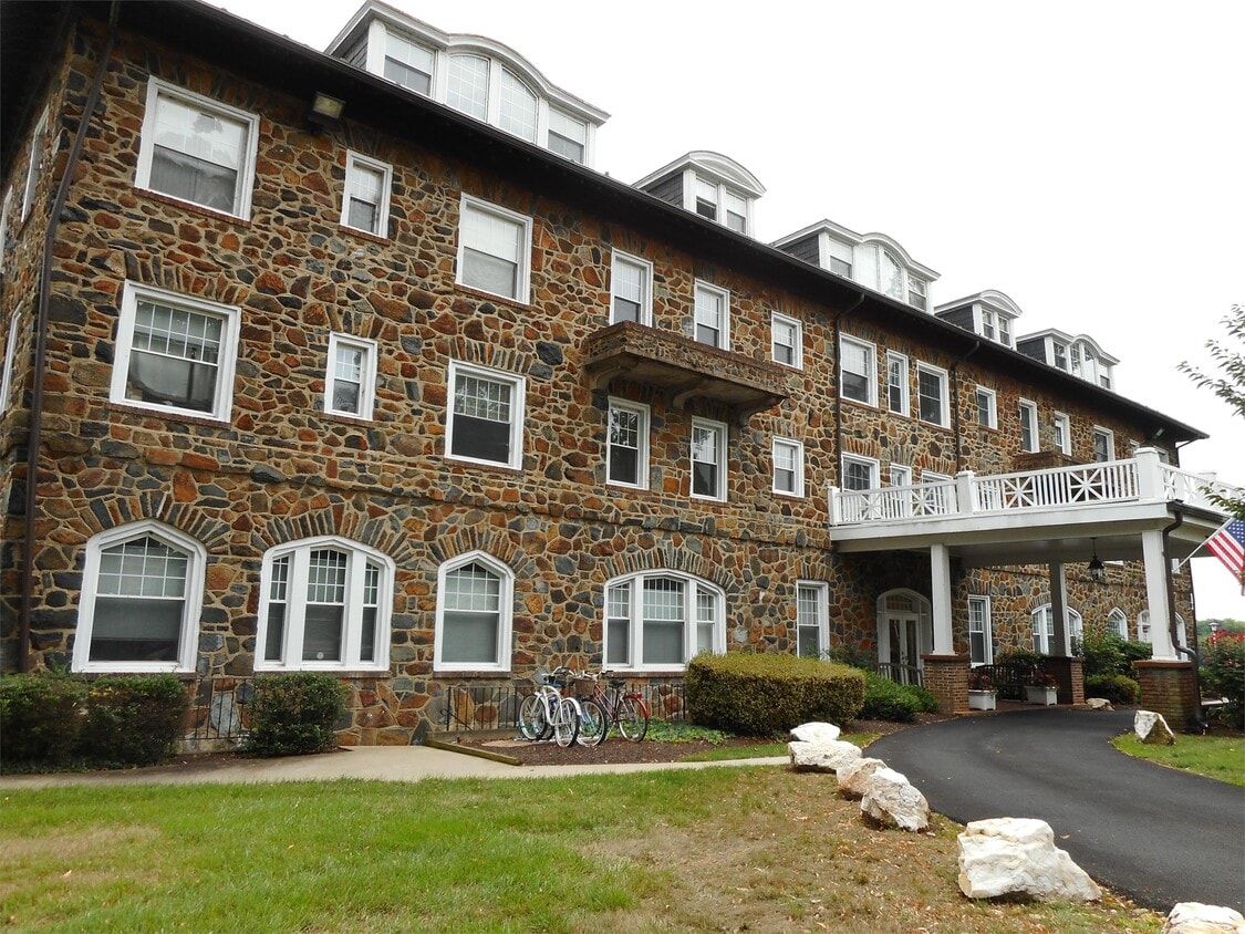 300 Commerce St, Havre de Grace, MD 21078 Townhome Rentals in Havre