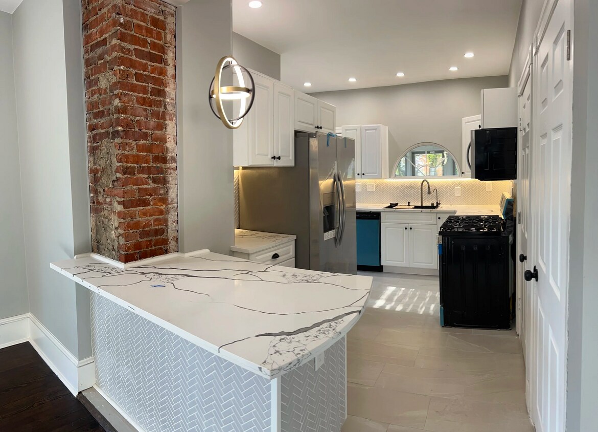 Cocina de alta gama con encimeras de cuarzo - 72 Delaware Ave