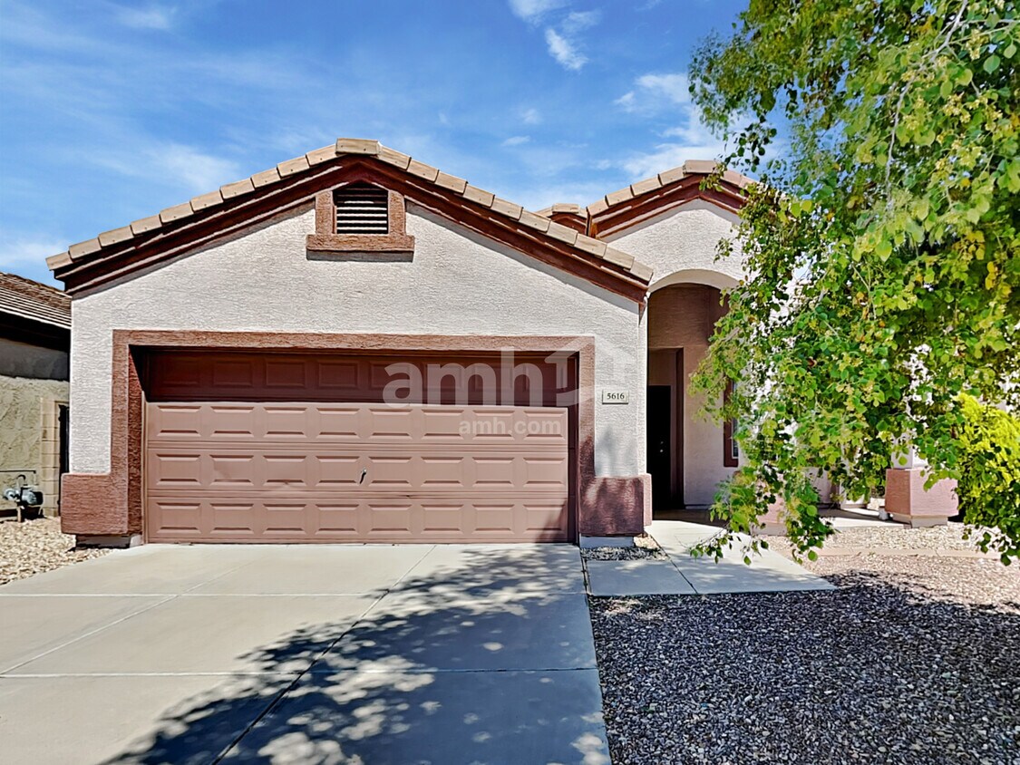 5616 W Ellis Drive House Rental in Laveen, AZ